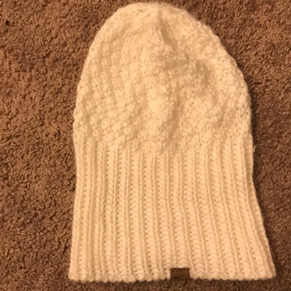 Nike knit hat - Picture 2 of 3